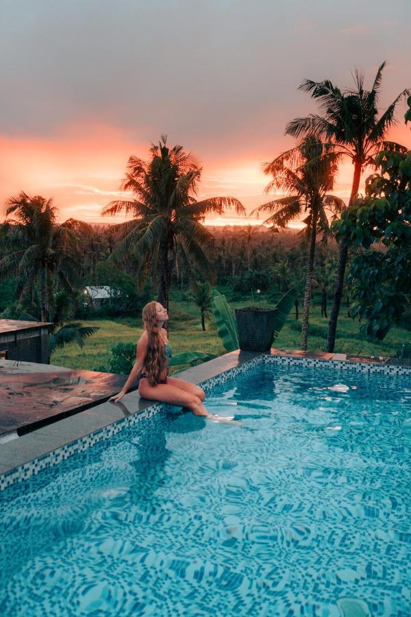 Lexias Hostel And Workspace - Siargao Catangnan Bagian luar foto