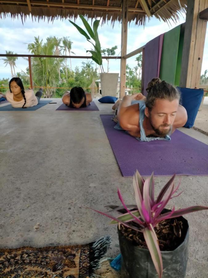 Lexias Hostel And Workspace - Siargao Catangnan Bagian luar foto