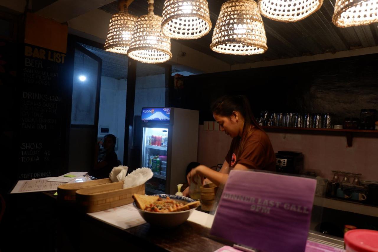 Lexias Hostel And Workspace - Siargao Catangnan Bagian luar foto