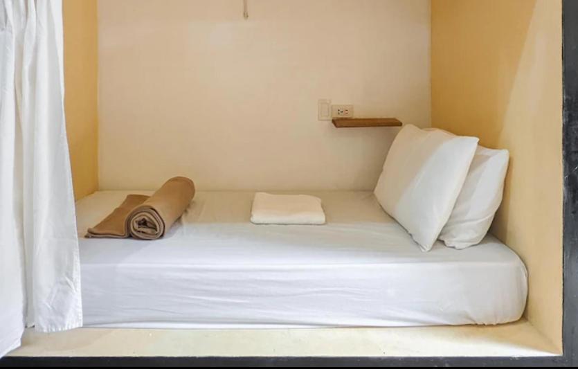 Lexias Hostel And Workspace - Siargao Catangnan Bagian luar foto
